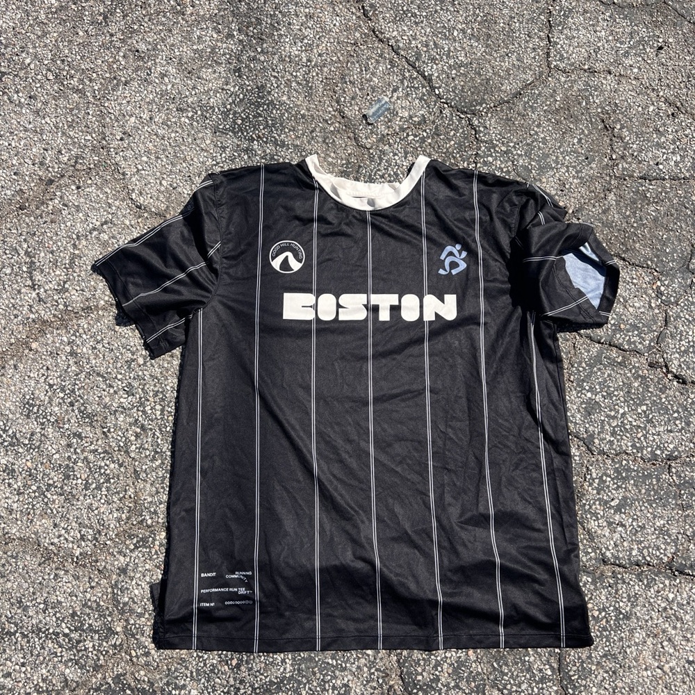 Bandit Running Good Hill Hunting Boston Black Short Sleeve Tee